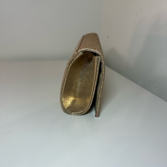 Gold clutch - Picture 3 of 3